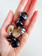 Load image into Gallery viewer, Black Onyx tumble stone