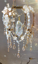 Load image into Gallery viewer, New flower crystal suncatcher - Peter