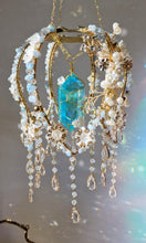 Load image into Gallery viewer, New flower crystal suncatcher - Edmund