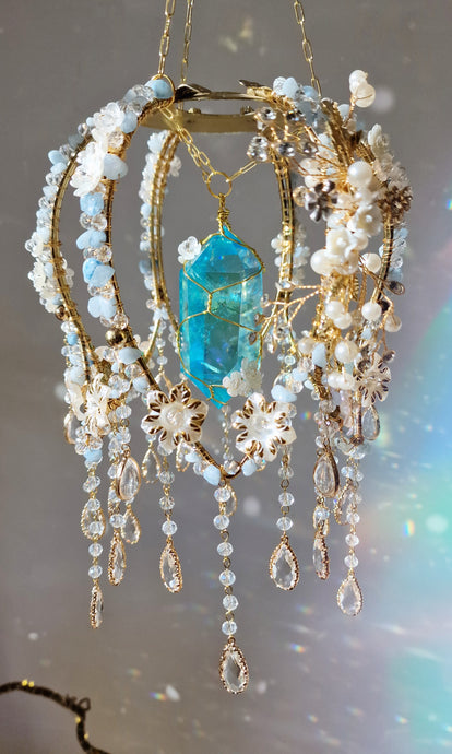 New flower crystal suncatcher - Edmund