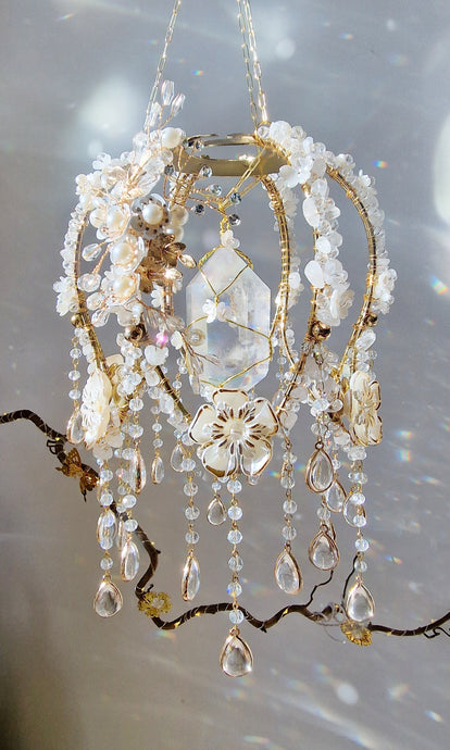 New flower crystal suncatcher - Susan