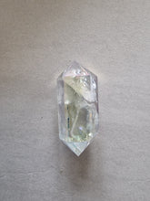 Load image into Gallery viewer, Aura quartz