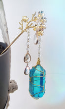 Load image into Gallery viewer, NEW suncatcher wand blue aura quartz blossom